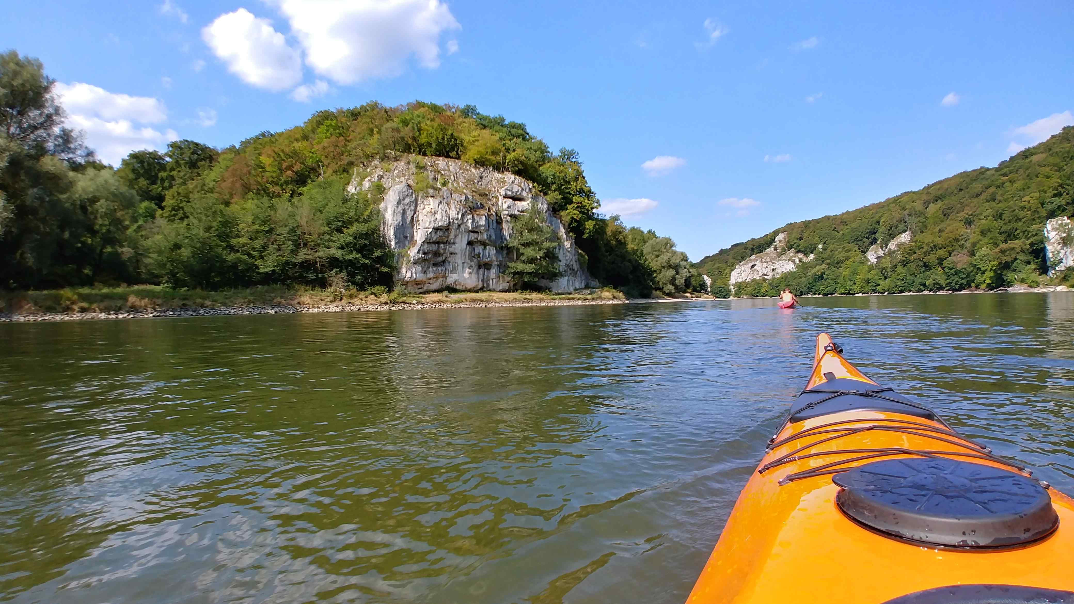 donau_bienenkorbundboot.jpg