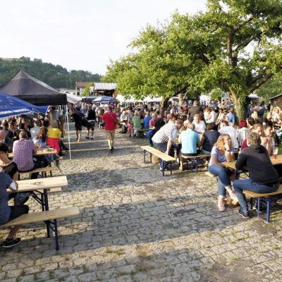 Italienisches Hafenfest