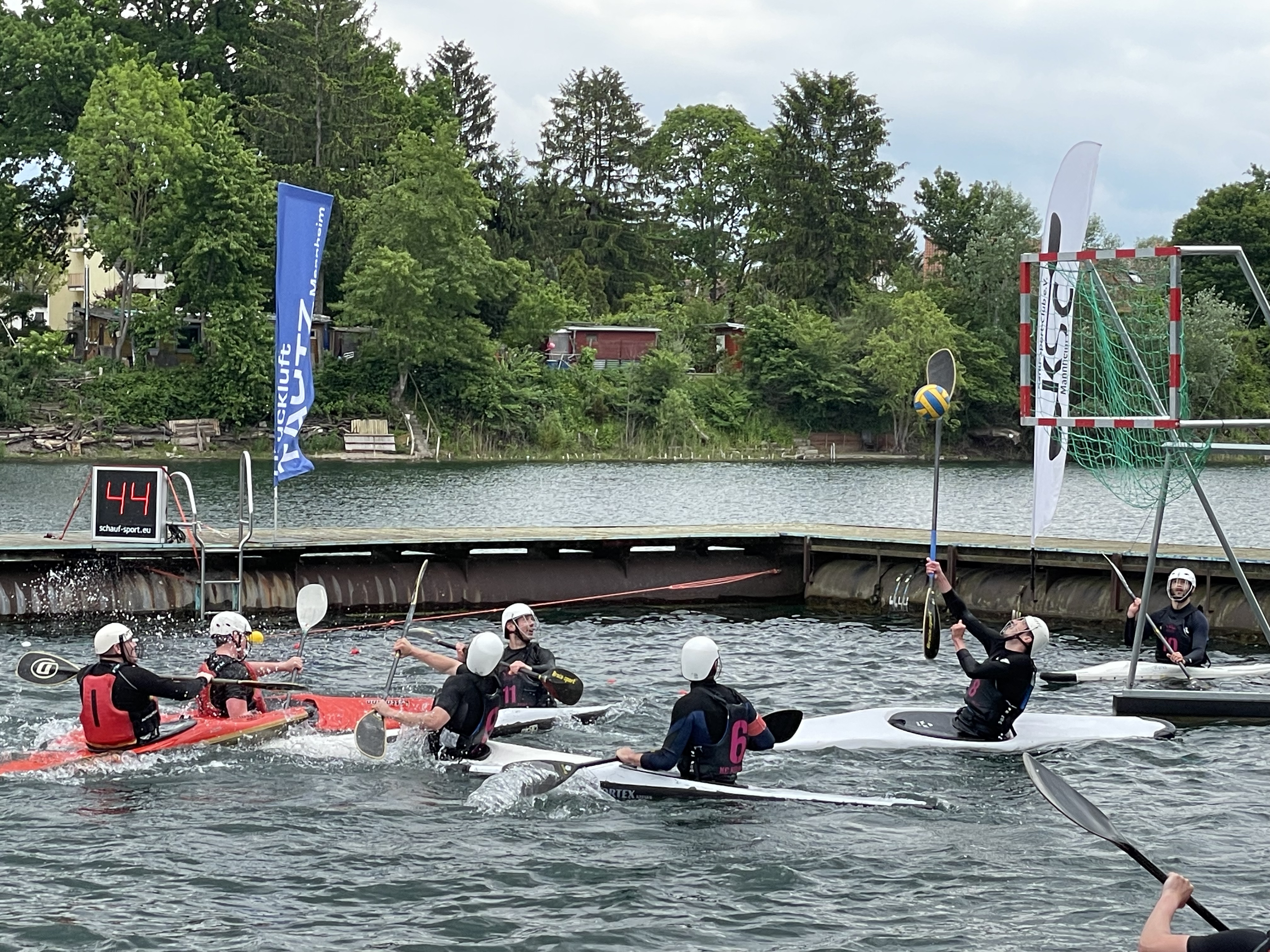 Johannes G. hielt wieder den KCK Kasten sauber